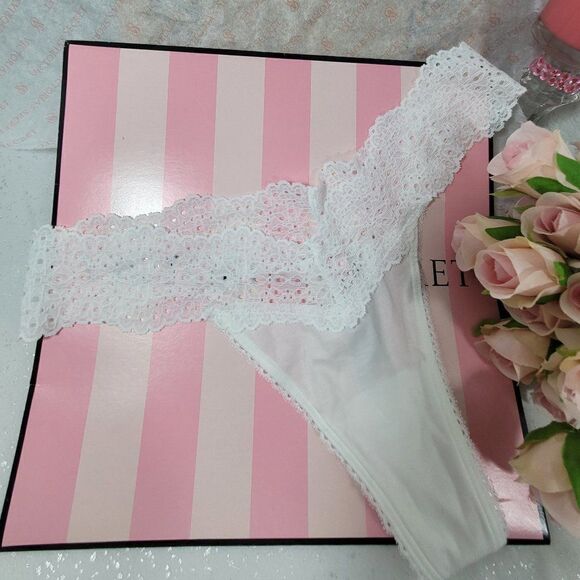 1430 VICTORIA'S SECRET White Thong String LARGE NWT - Picture 2 of 4